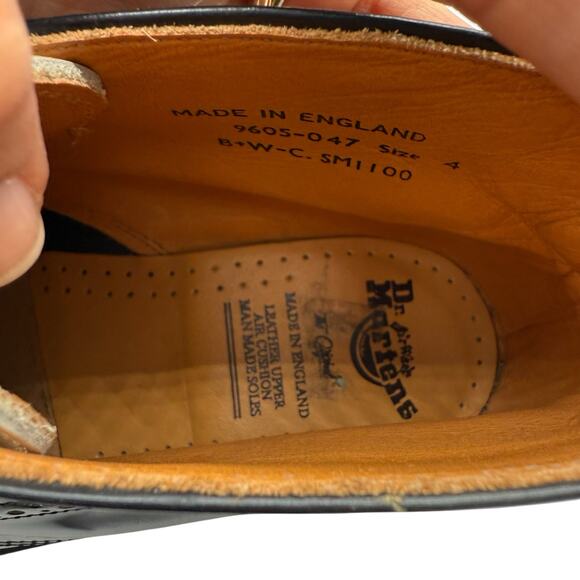 Vintage Dr. Martens Made England Black White Oxford‎ Boots Shoes Size 4 UK - Picture 9 of 11